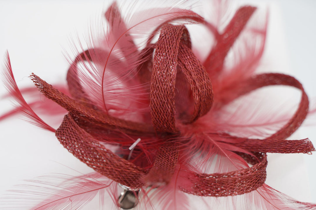 Fascinator "bloom" weinrot