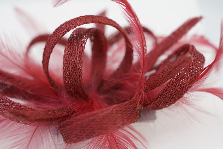 Fascinator "bloom" weinrot
