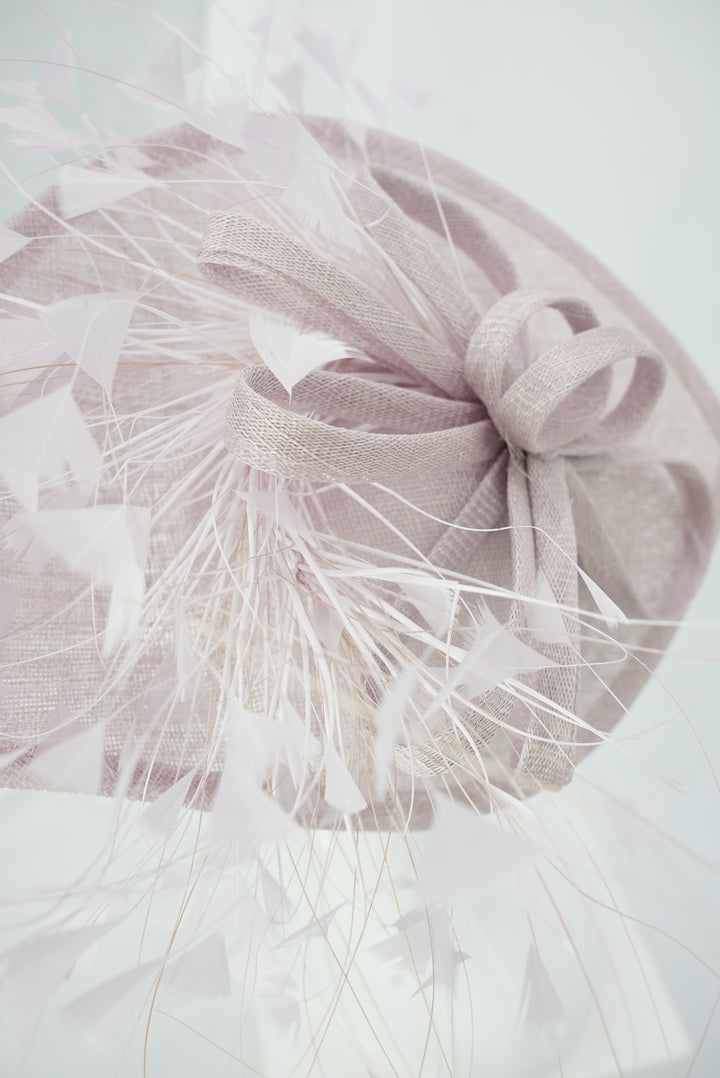 Fascinator oval "Feder" flieder