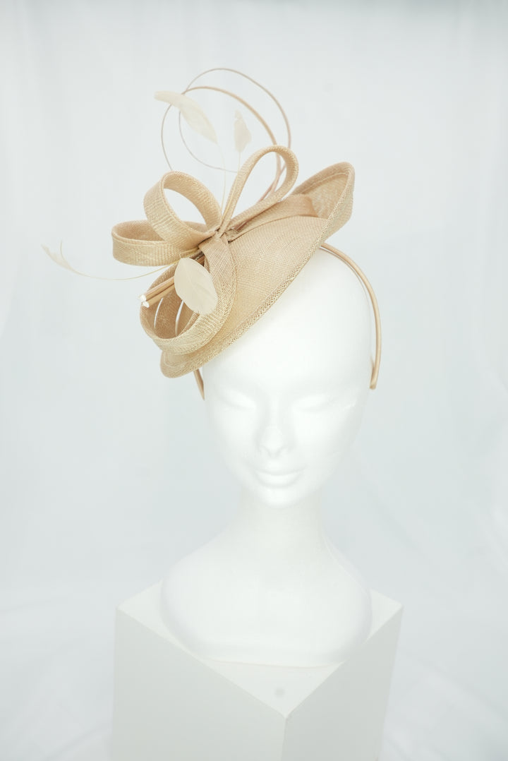 Tellerfascinator klein "Schleife" beige
