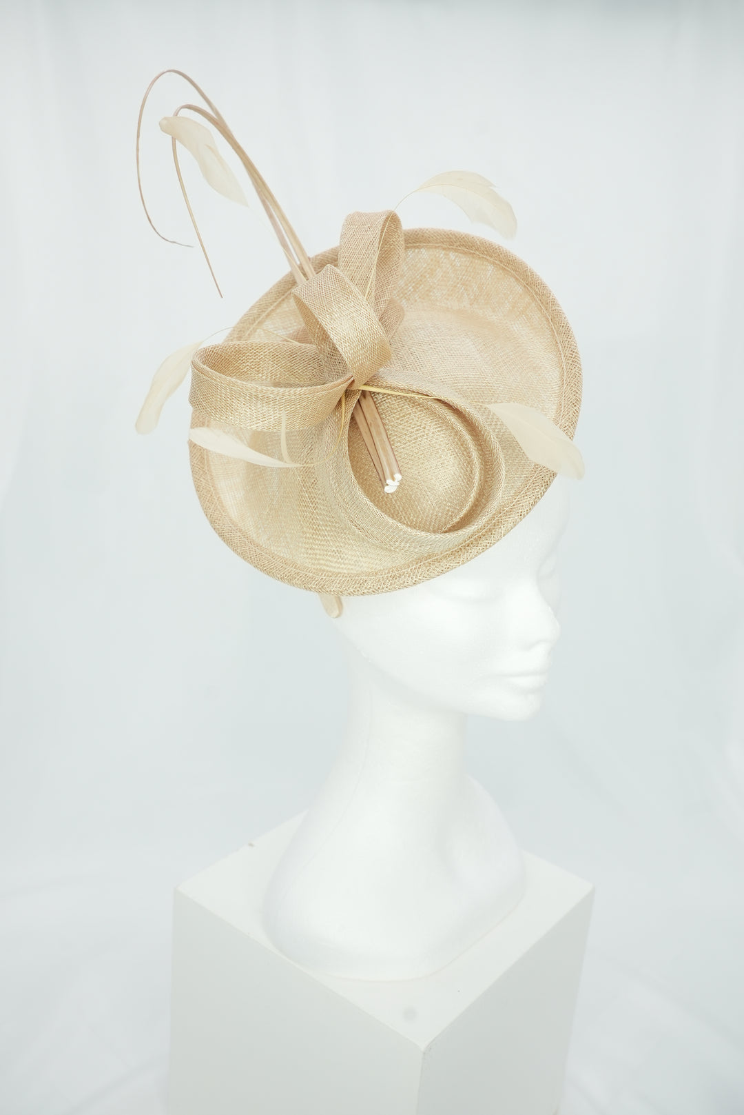 Tellerfascinator klein "Schleife" beige