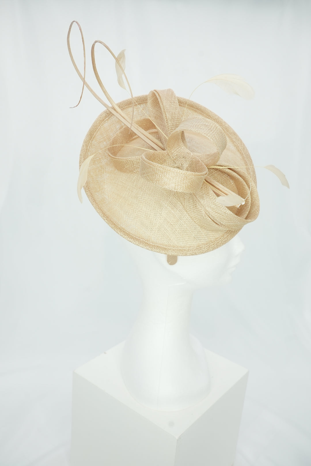 Tellerfascinator klein "Schleife" beige