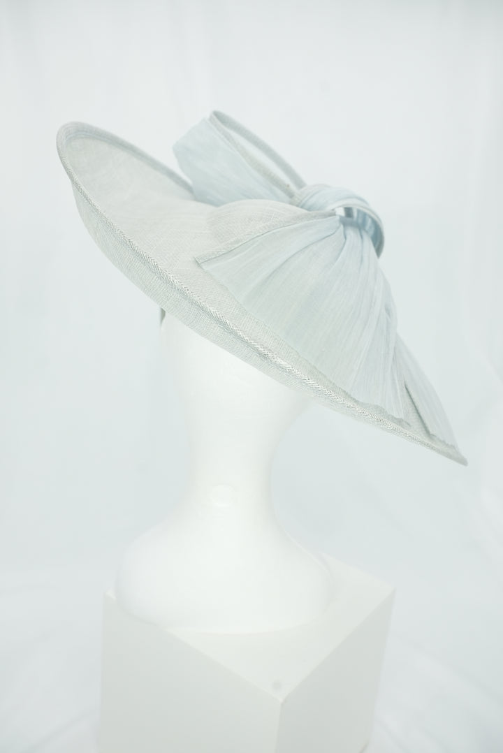 Tellerfascinator mit Schleife hellblau