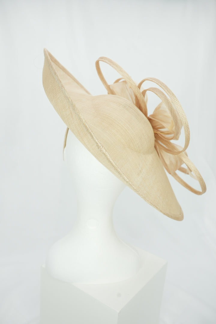 Tellerfascinator rund mit Schlaufen beige