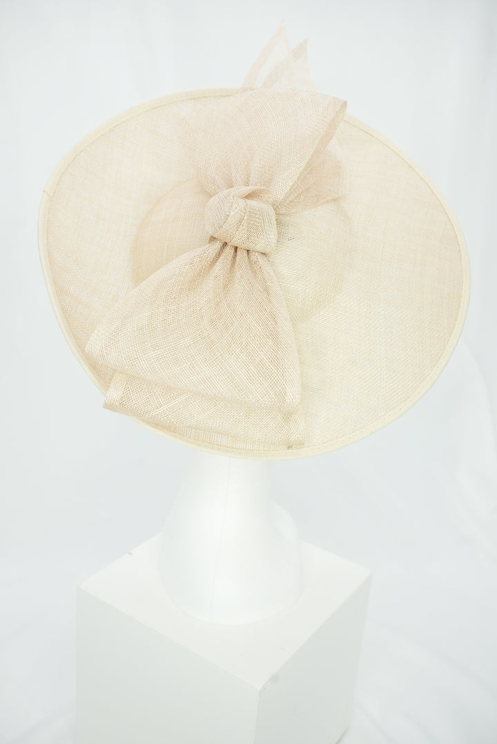 Fascinator Teller mit Schleife beige
