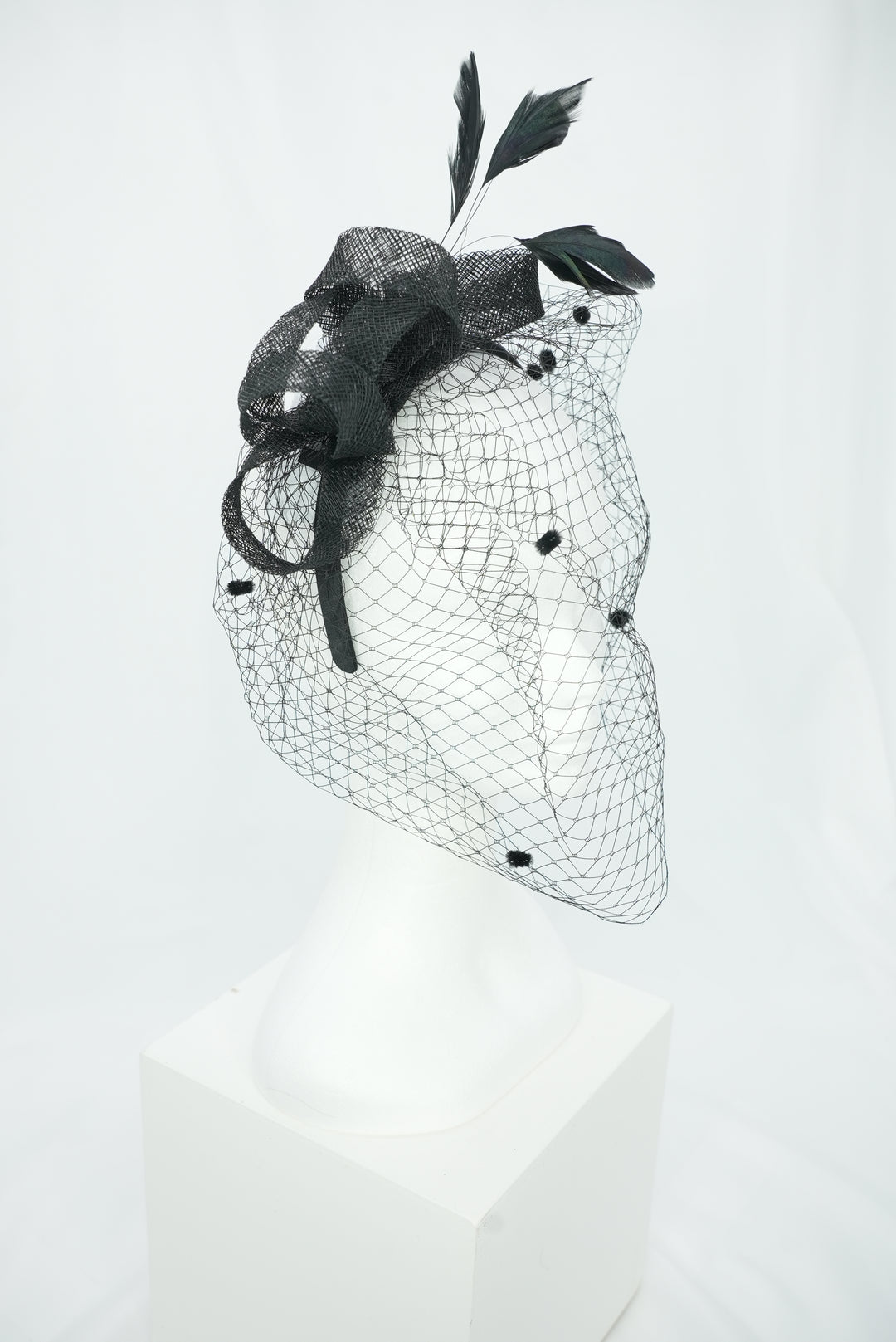 Fascinator Sinemay schwarz