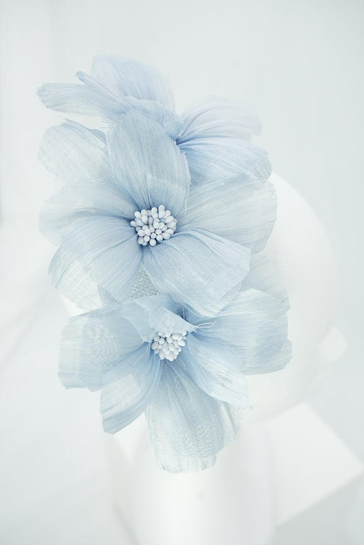 Fascinator "Krone" hellblau