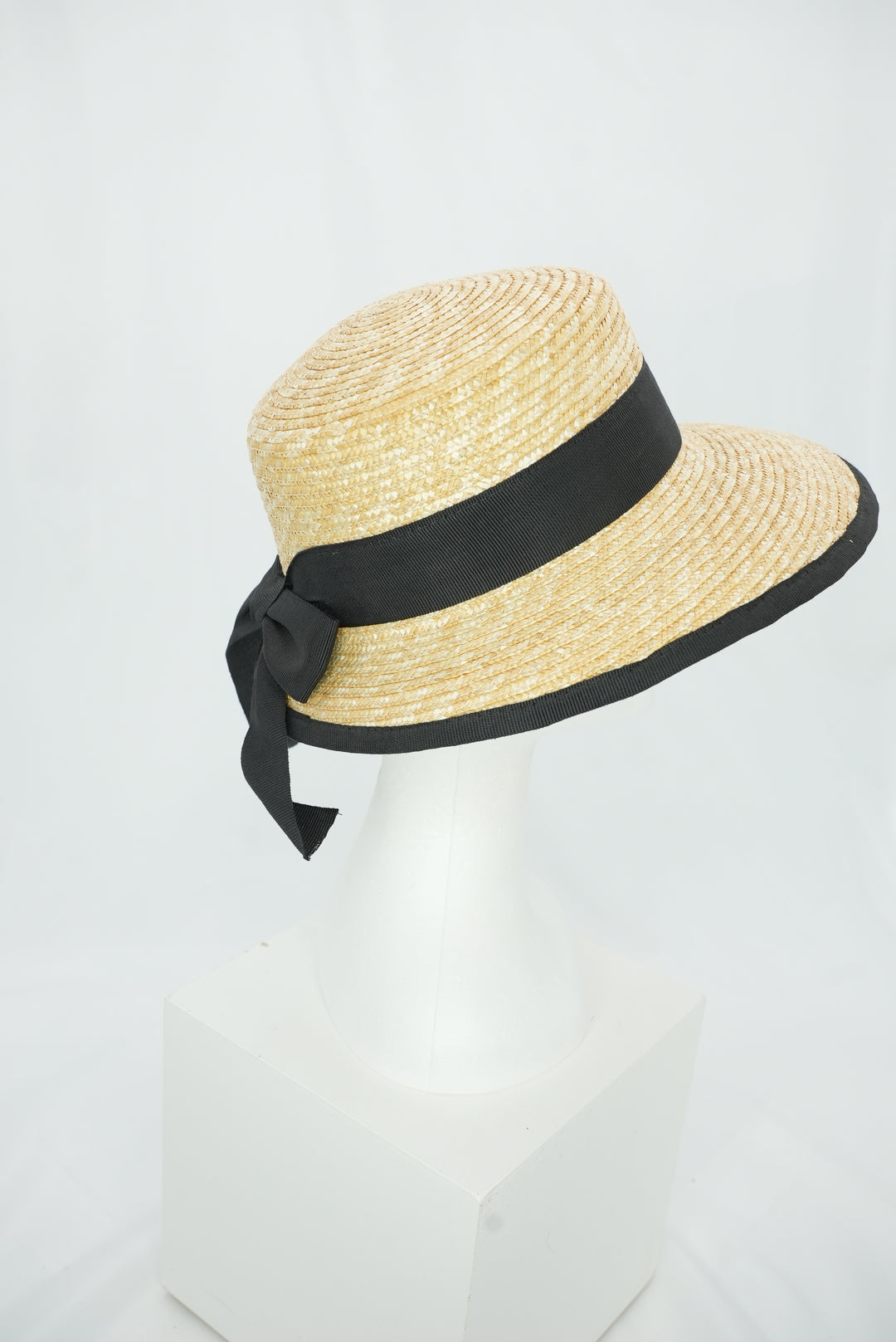 Strohhut "schwarzes Band mit Schleife"