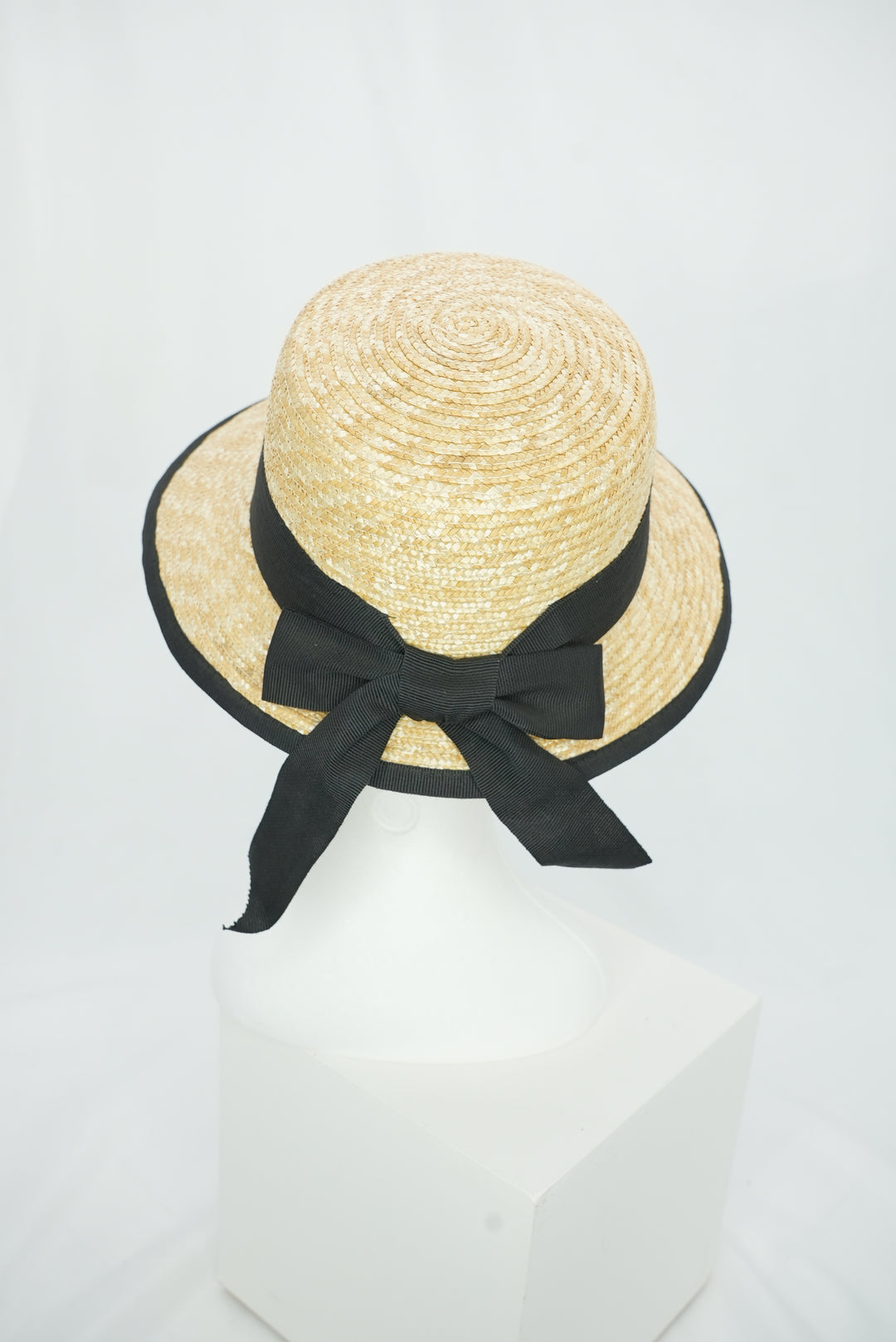 Strohhut "schwarzes Band mit Schleife"