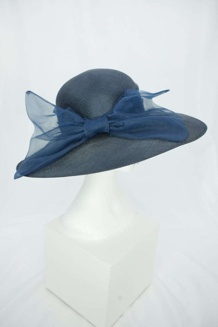 Strohhut "blau mit großer Schleife"