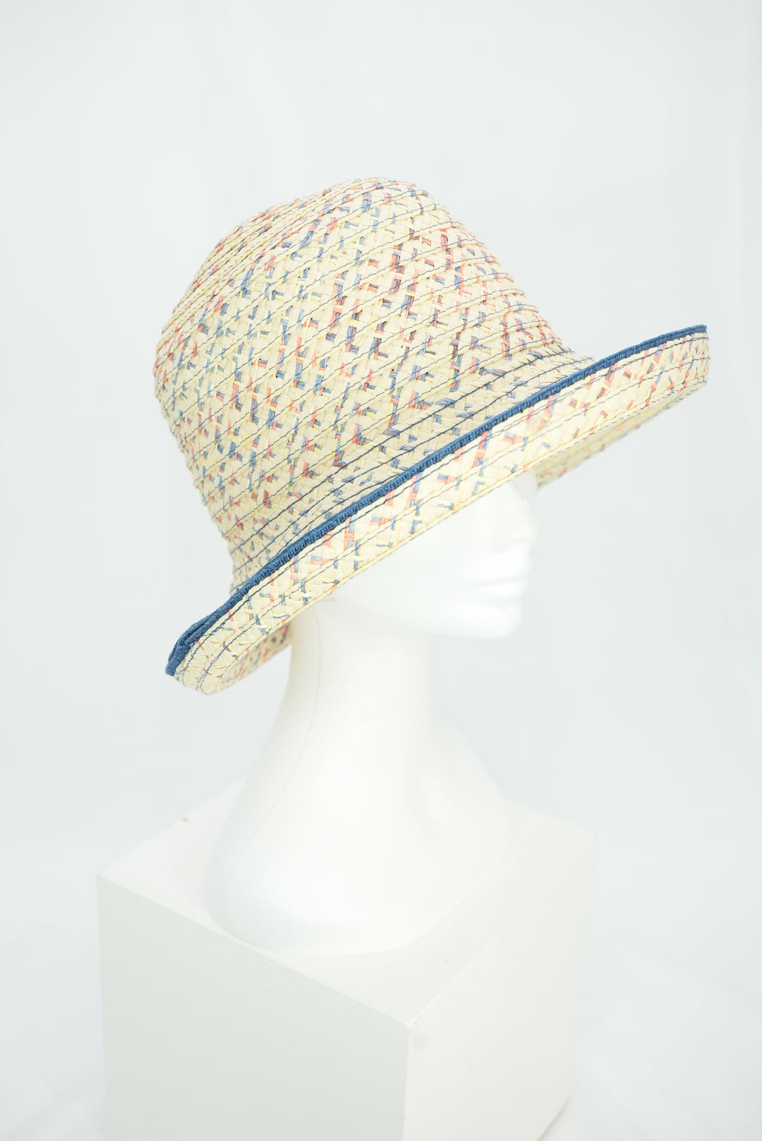 Strohhut "blauer Rand"