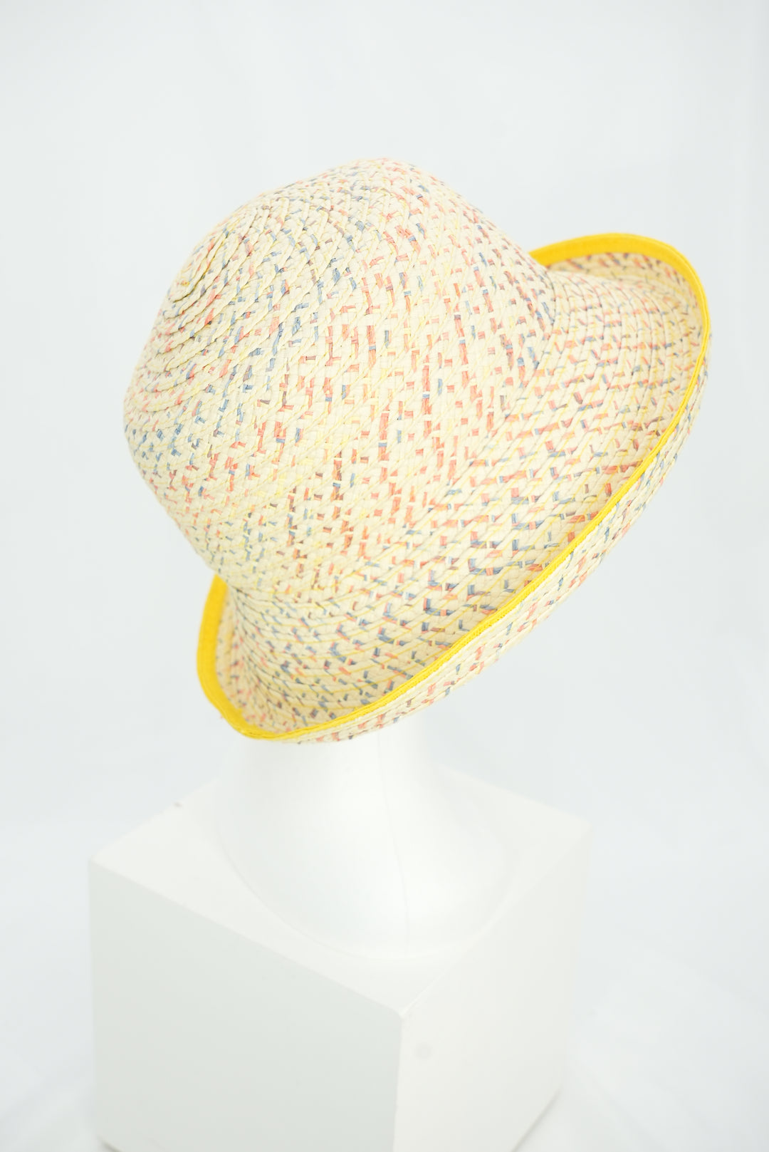 Strohhut "gelber Rand"