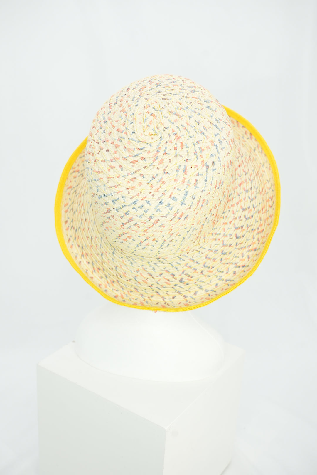 Strohhut "gelber Rand"