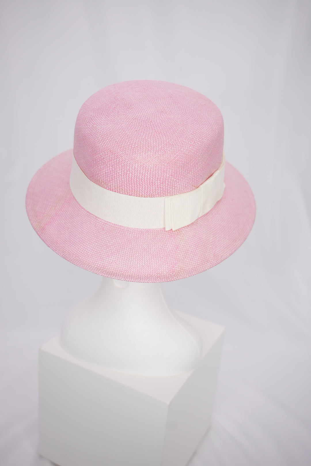 Strohhut "rosa" mit weißer Schleife