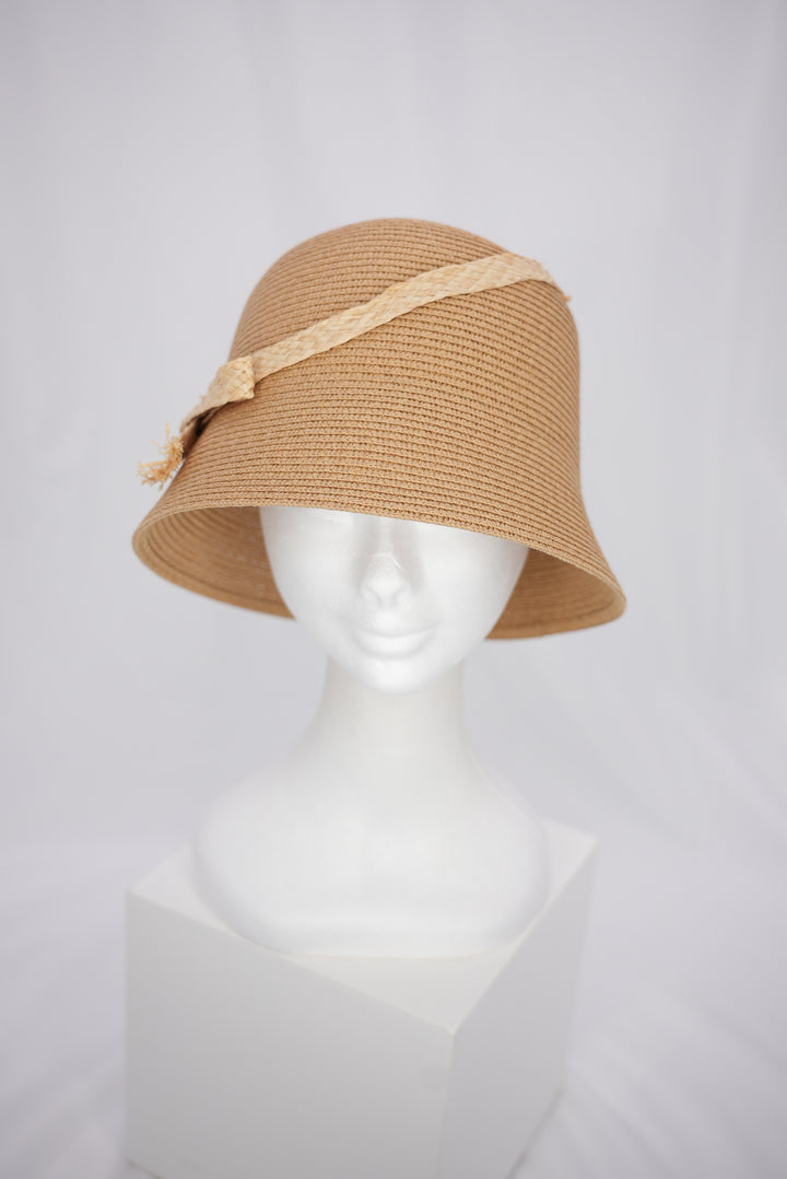 Glockenhut " Schleife"