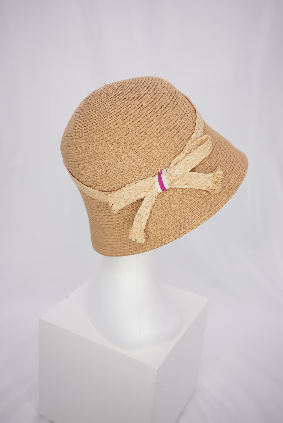 Glockenhut " Schleife"