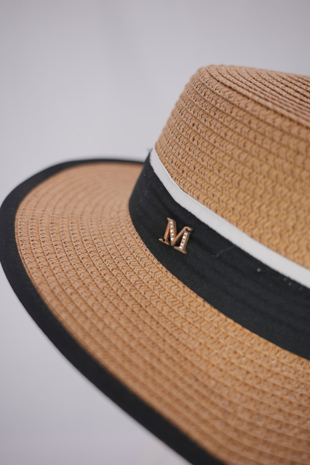 Strohhut "schwarzes Band" M