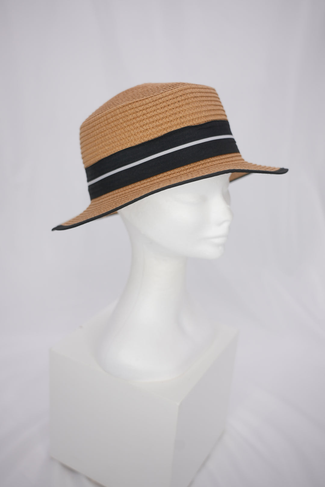 Strohhut "schwarzes Band" Biene