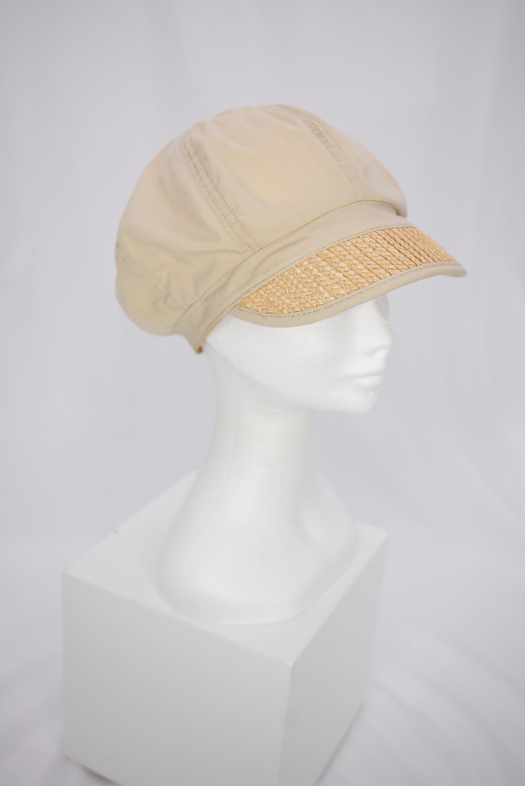 Schildkappe "beige"