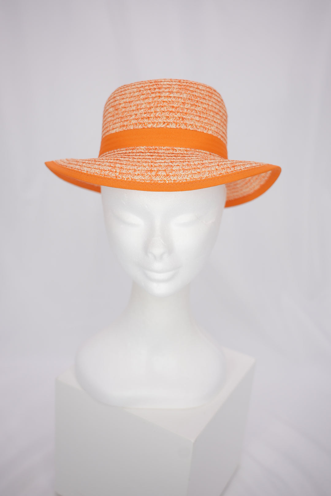 Paper-Hut "orange mit Schleife"