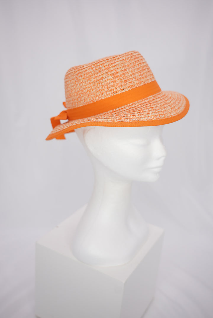 Paper-Hut "orange mit Schleife"