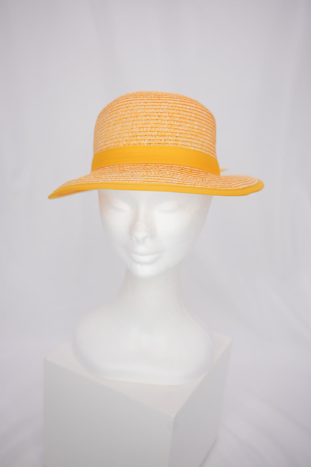 Paper-Hut "gelb mit Schleife"