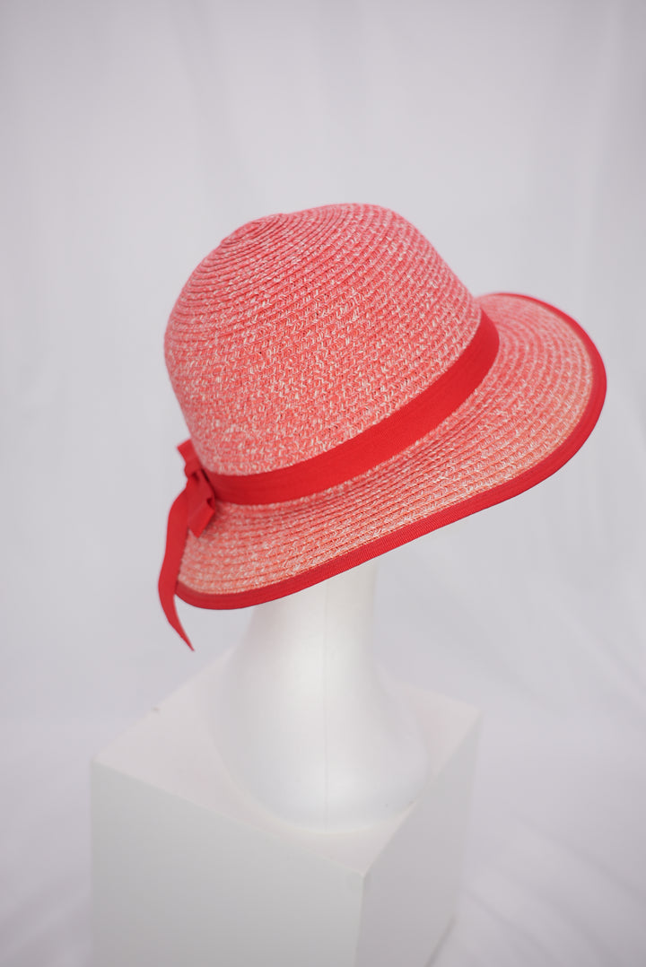 Paper-Hut "rot mit Schleife "