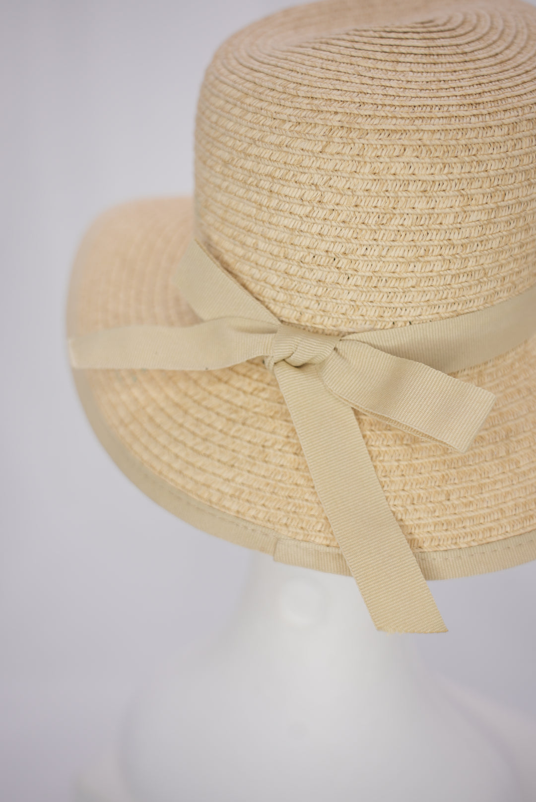 Paper-Hut "beige mit Schleife"