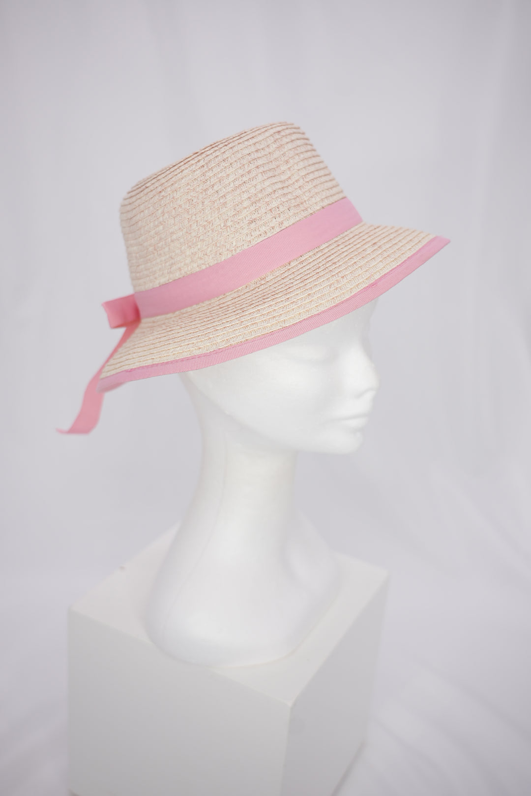 Paper-Hut "weiß-rosa mit Schleife"