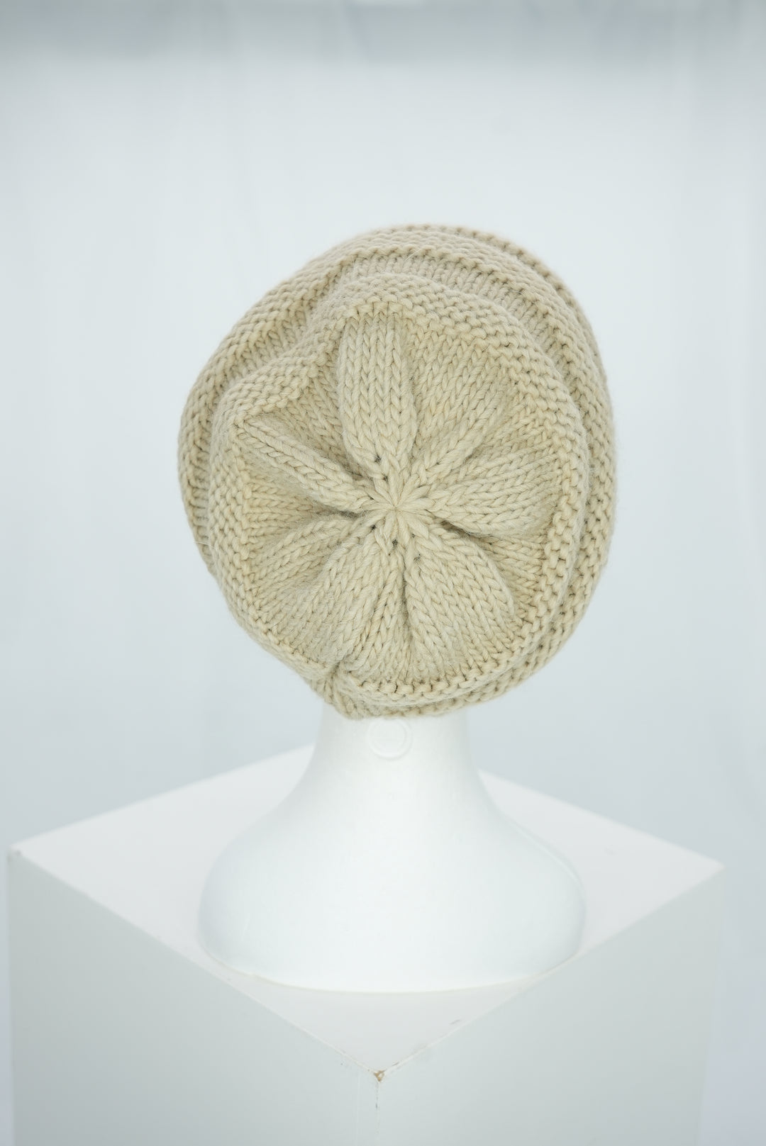 Beanie Mütze beige