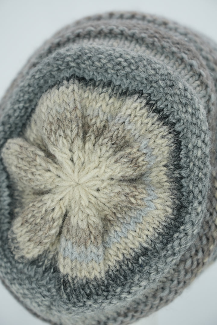 Beanie hellgrau/grau/beige