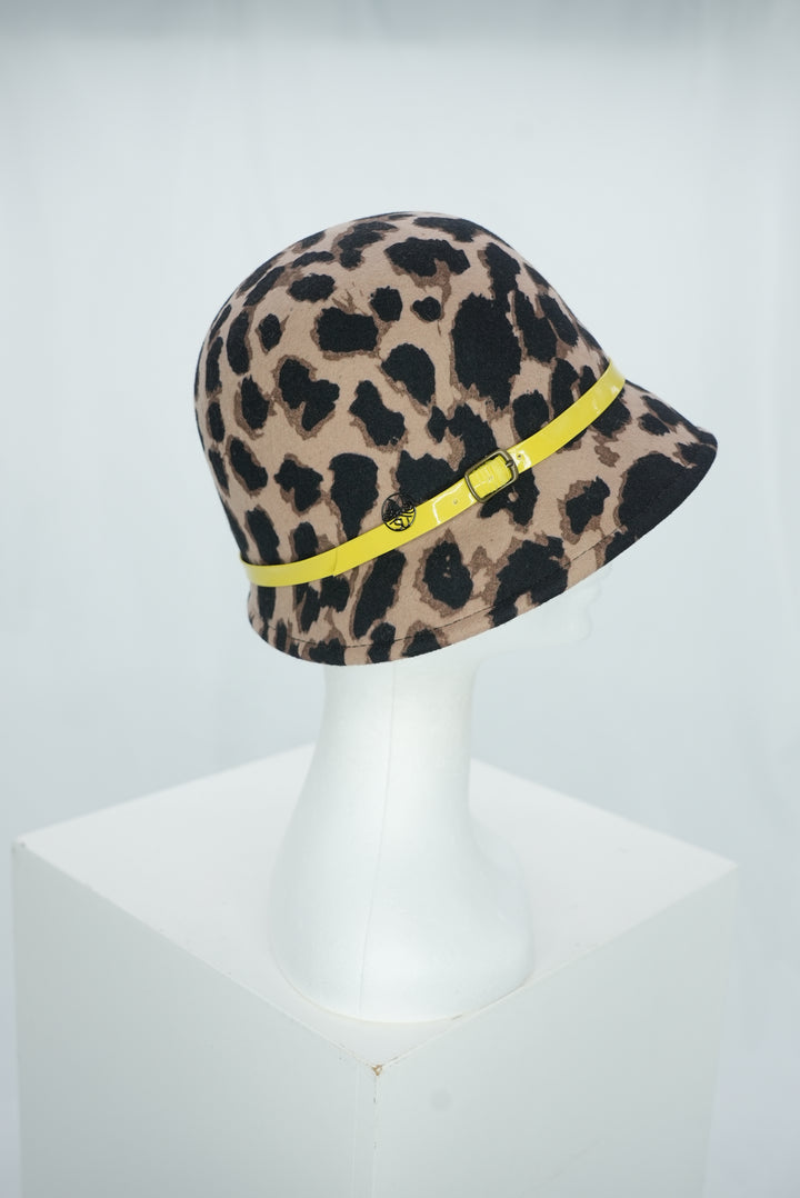 Glockenhut "Leopard gelbes Lederband"
