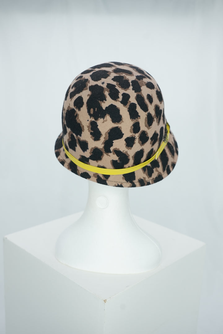 Glockenhut "Leopard gelbes Lederband"