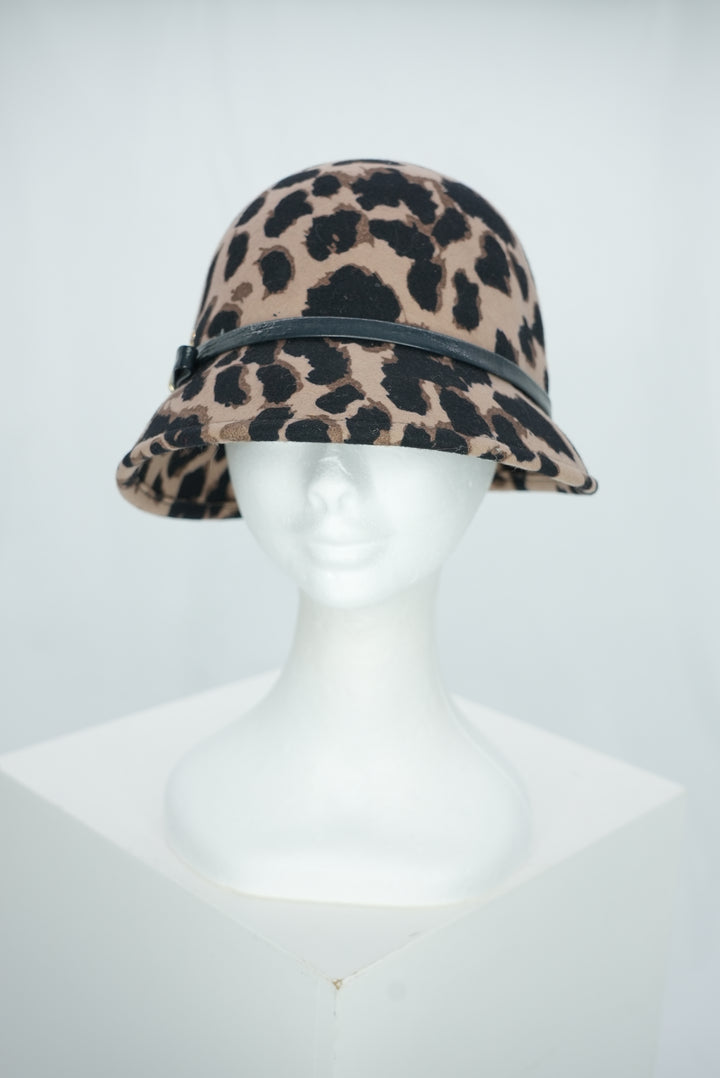 Glockenhut "Leopard schwarzes Lederband"