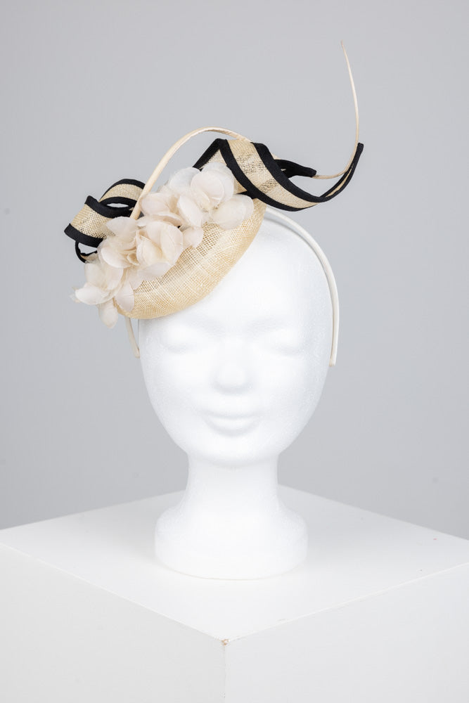 Fascinator  "Blume"