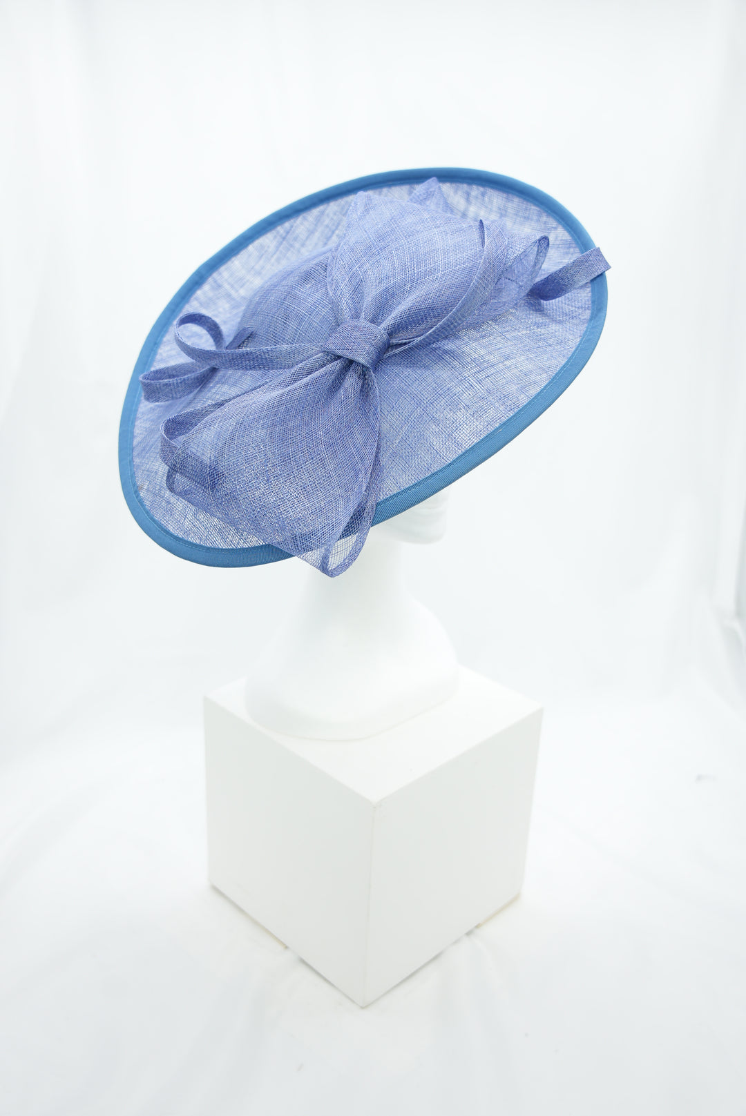 Fascinator hellblau