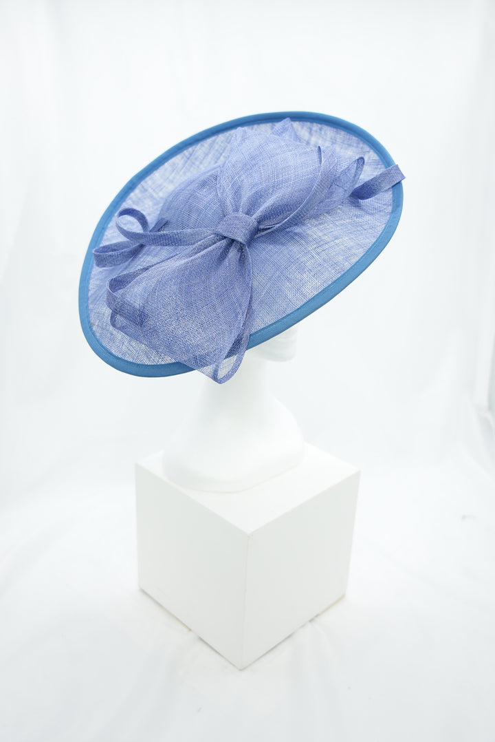 Fascinator hellblau