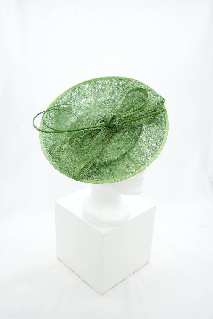 Fascinator "Spirallenteller" grün