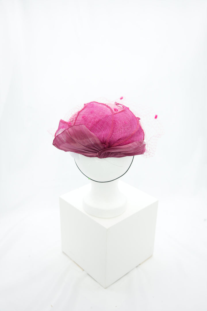 Fascinator pink mit Schleiernetz