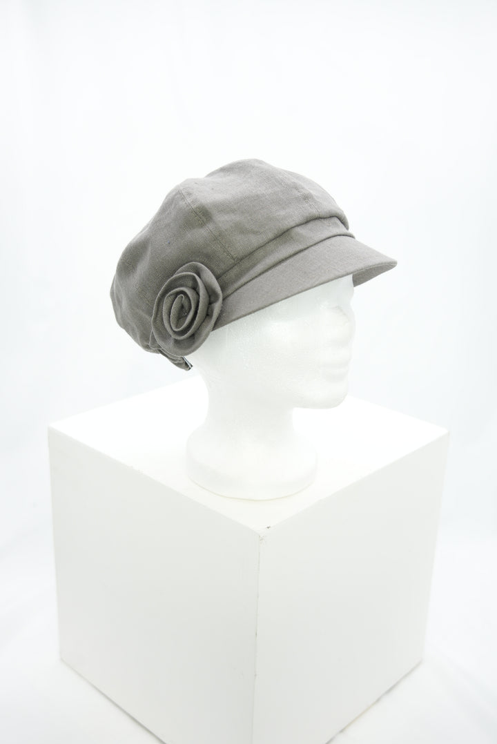 Schirmmütze "Blume grau"