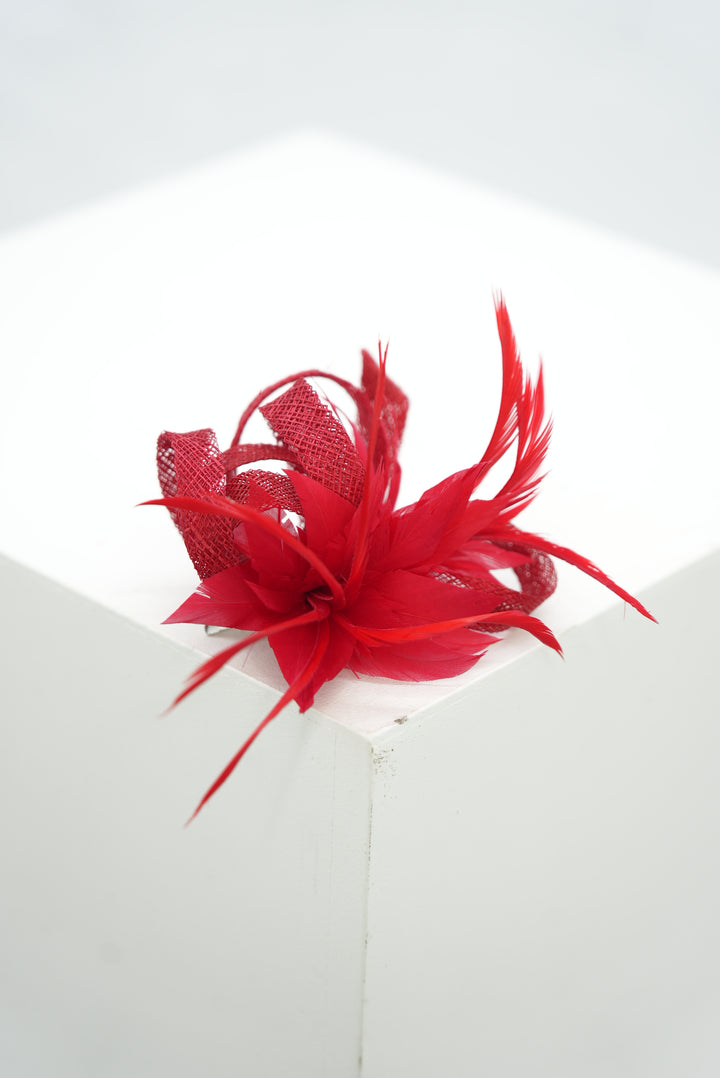 Fascinator "Flames rot"
