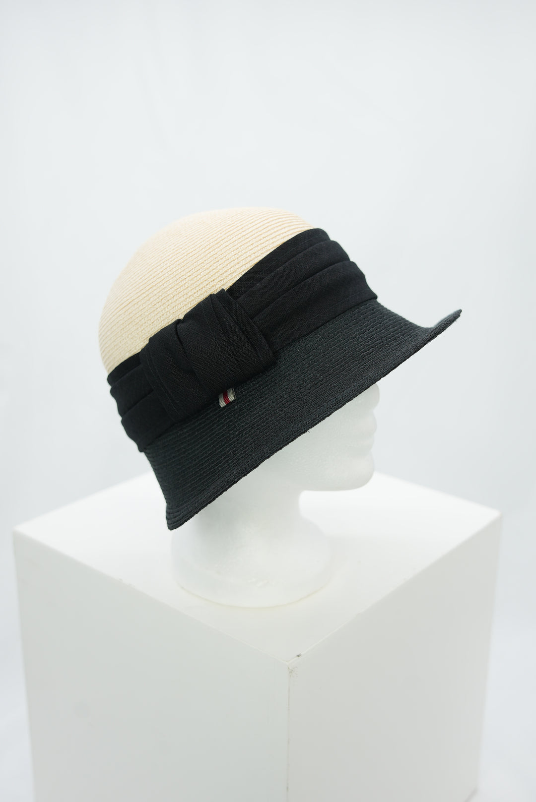Leinenhut "zweifarbig schwarz"