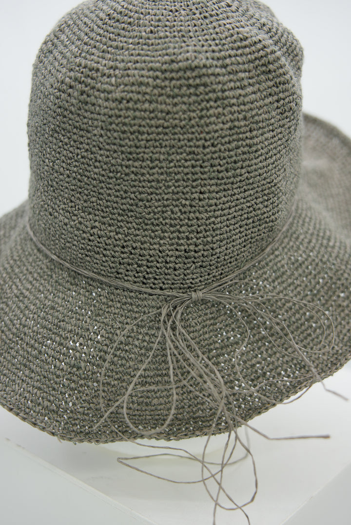 Strohhut grau