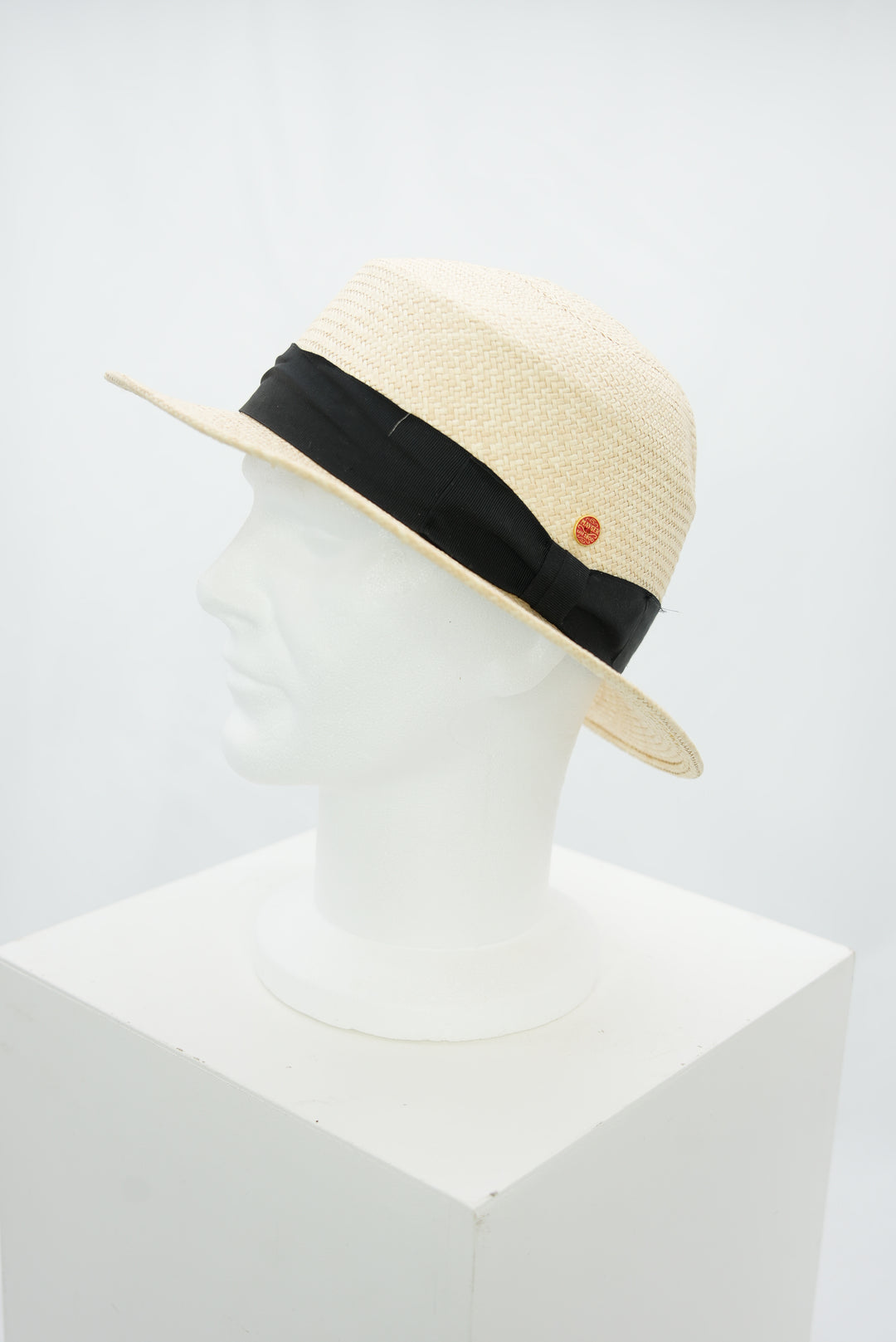 Panamahut mit schwarzer Schleife