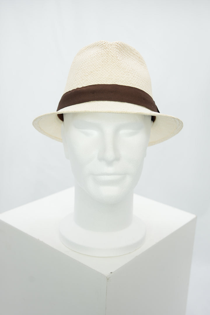 Panamahut mit braunem Band