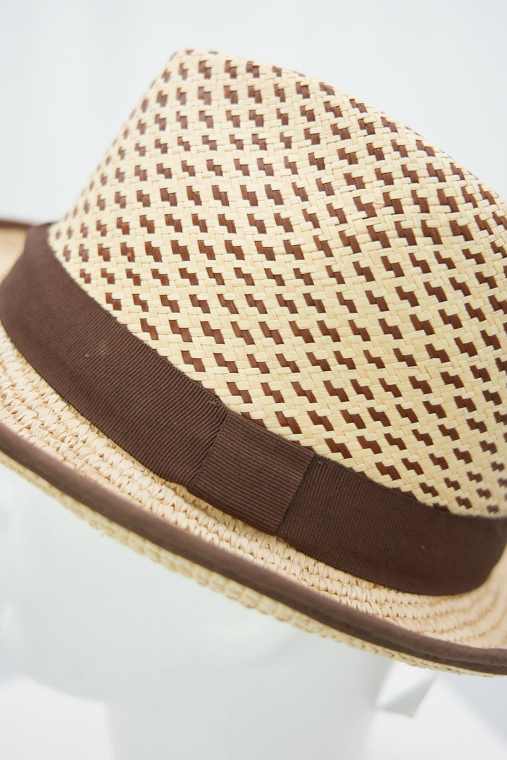 Panamahut mit Musterkrone braunes Band