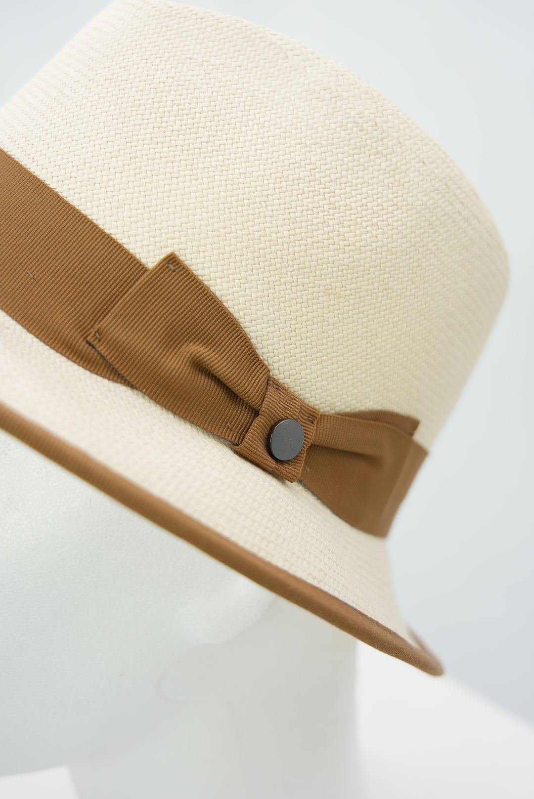 Panamahut mit brauner Schleife