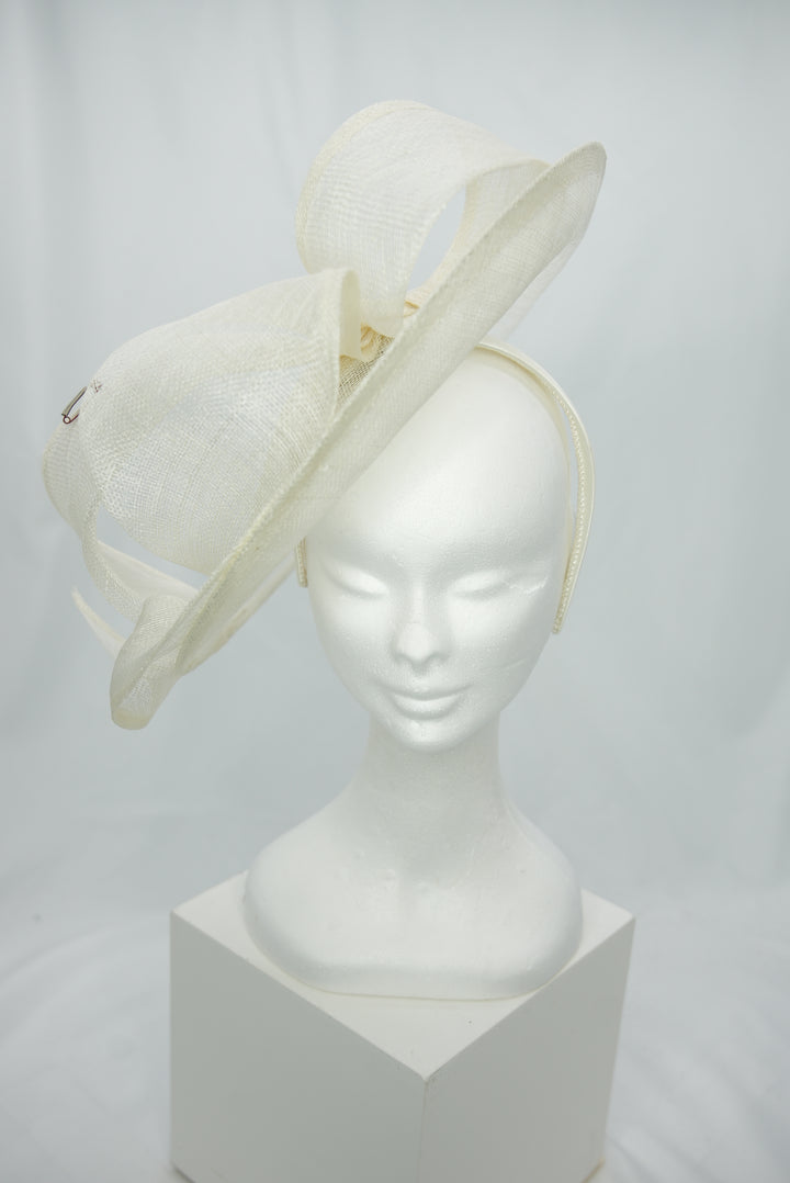 Fascinator "Sinemay" weiß