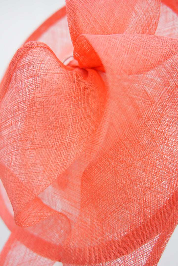Fascinator "Sinemay" koralle
