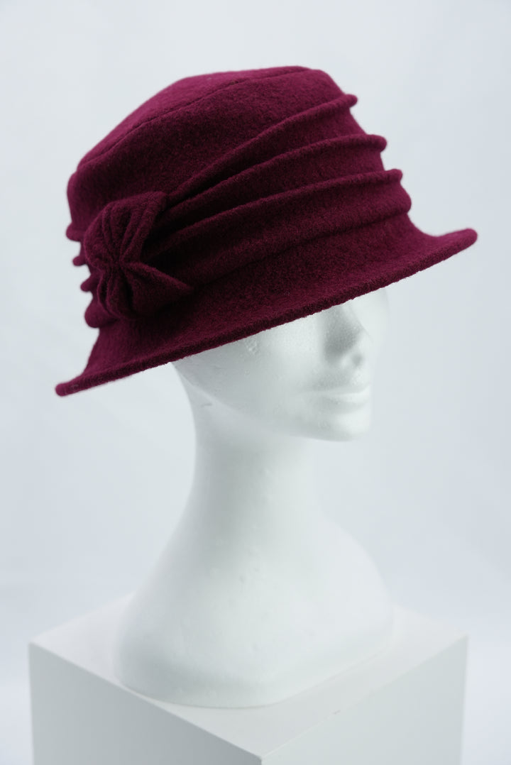 Wollhut "mit seitlicher Schleife bordeaux"